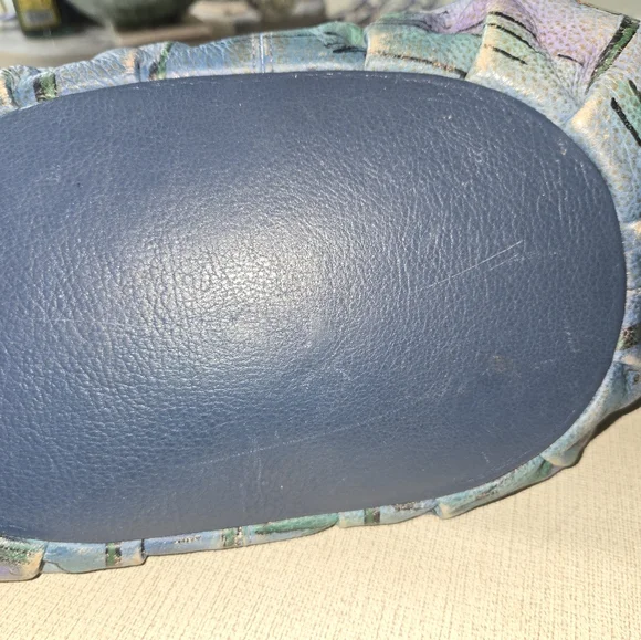 BEAUTIFUL  ALL LEATHER BUCKET KOI BAG Large - Picture 13 of 16